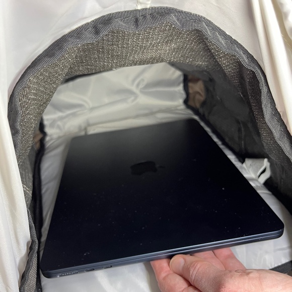 Eddie Bauer backpack/daypack/laptop bag, brand new no tags - Picture 10 of 11